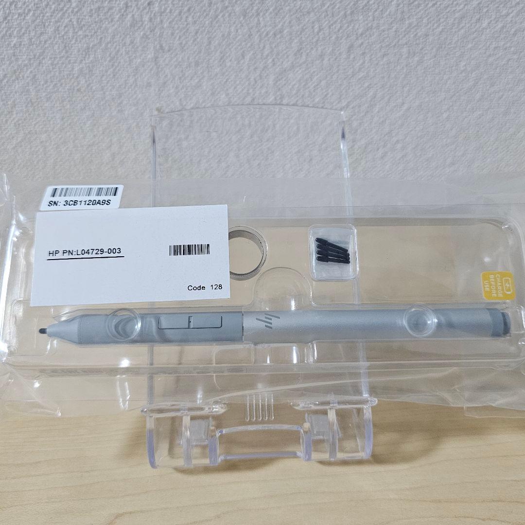 HP Dragonfly／Core i5／LTE内蔵／ペン