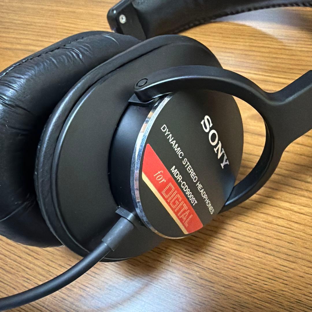 ヘッドホン SONY MDR-CD900ST
