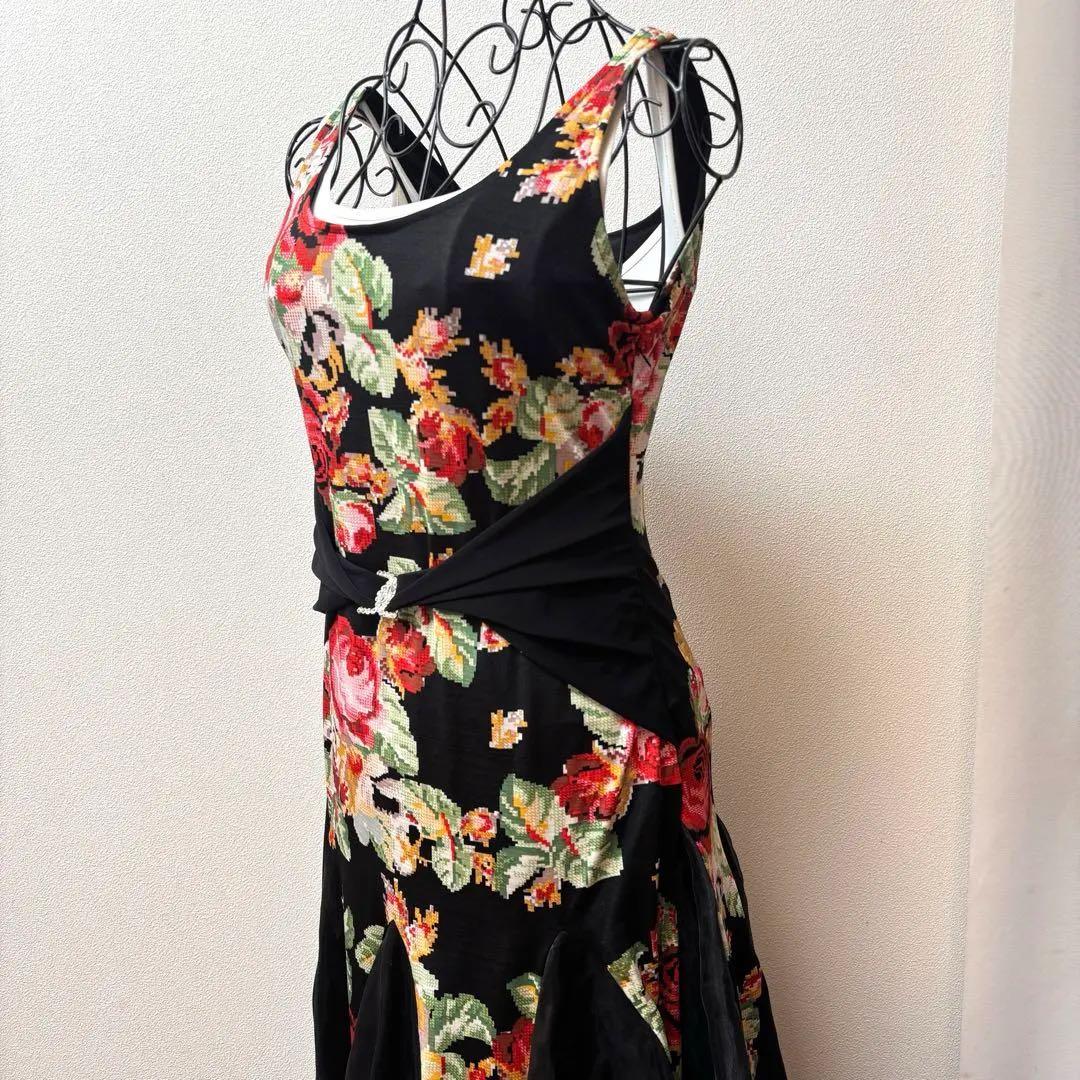 【美品】イチオク 社交ダンス ドレス ワンピース 花柄 ローズ ティアード 黒