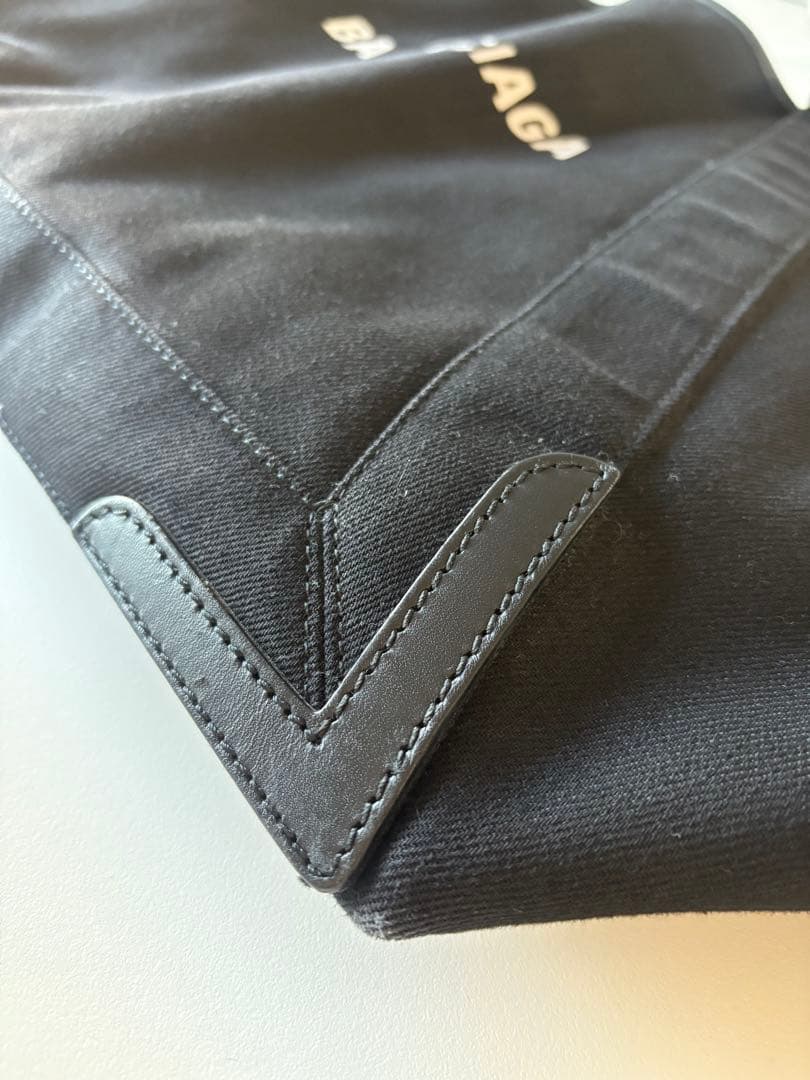 大きいサイズ　BALENCIAGA ブラック トートバッグ