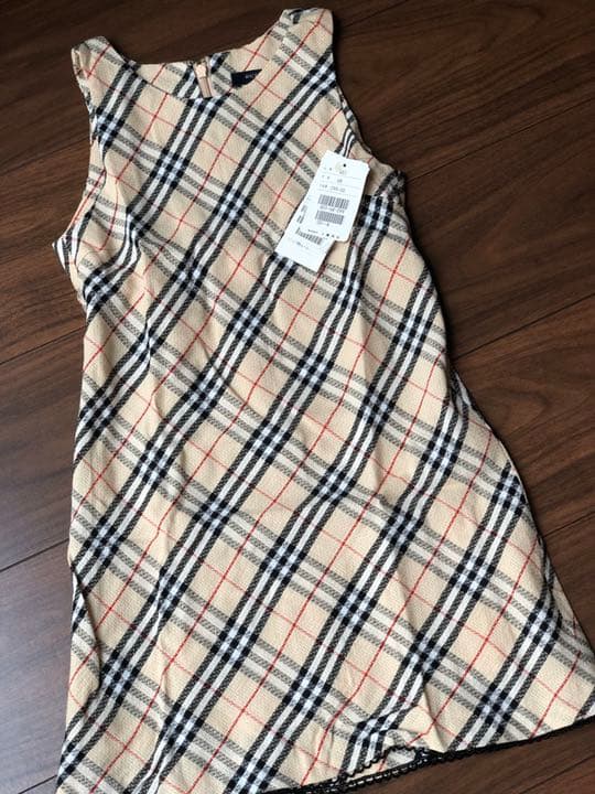 専用！値下げ　新品タグ付き　キッズ　バーバリー ワンピース