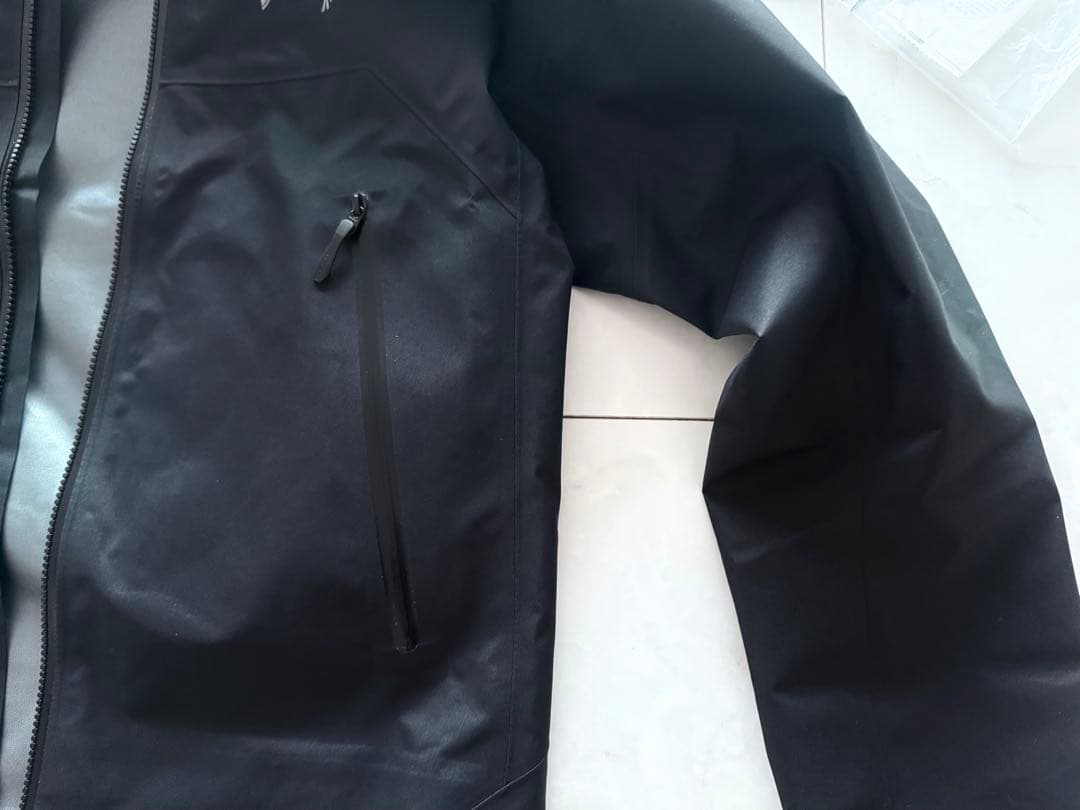 ARC'TERYX ベータジャケット Black メンズ XS