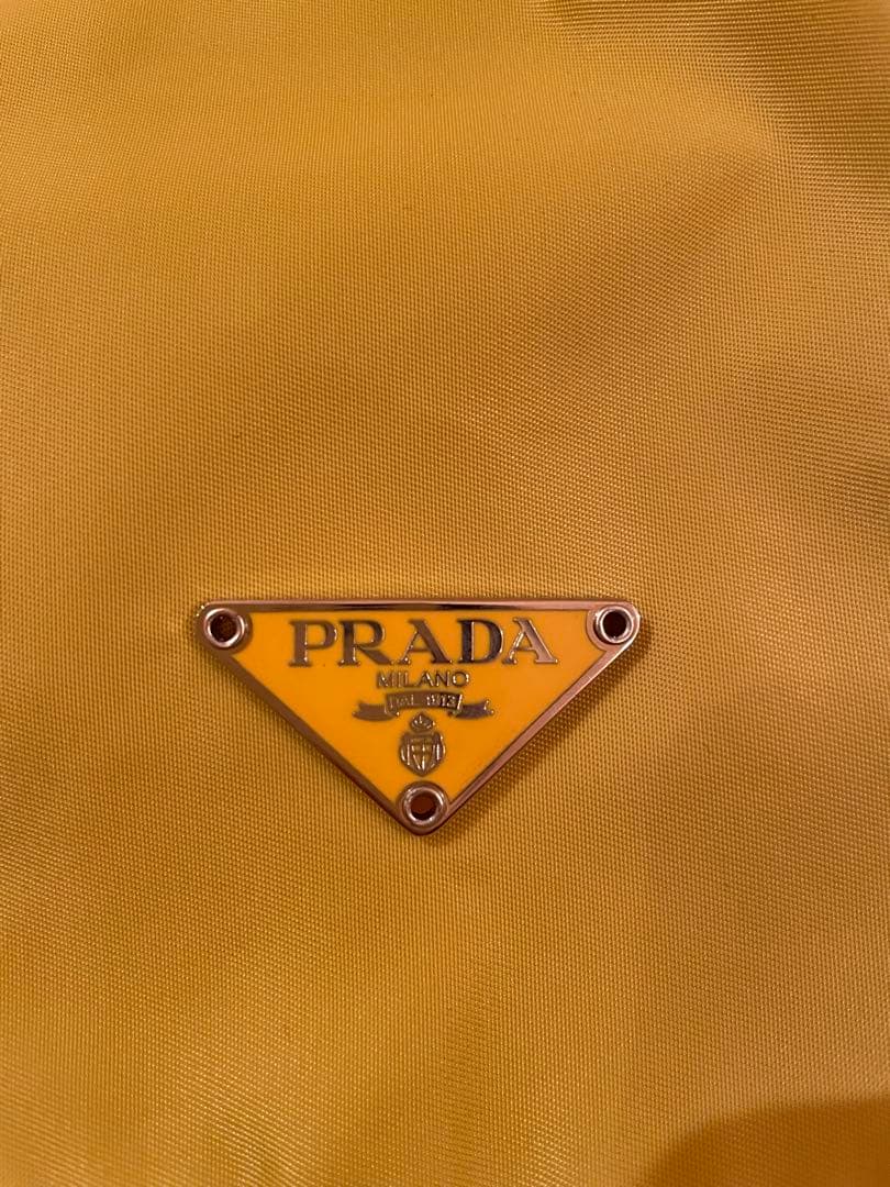 PRADA❣️イエロードローストリングポーチ‼️新品未使用❣️極美品‼️レアカラー❣️