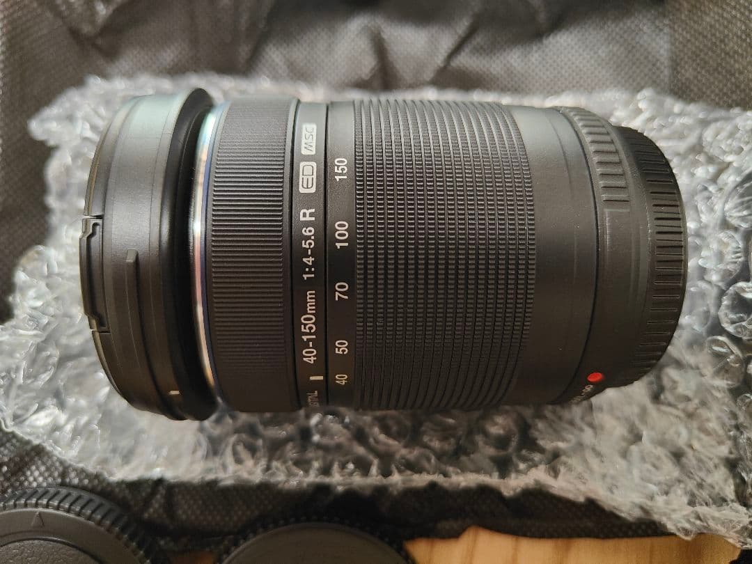 OLYMPUS E-M10 Mark III EZダブルズームキット