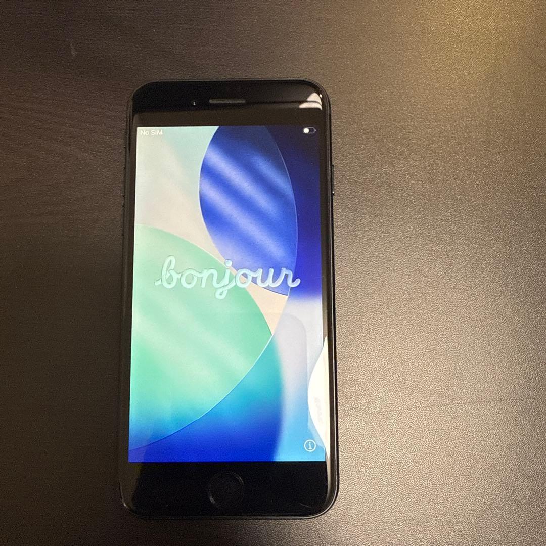 Apple iPhone SE 2世代 ブラック 本体