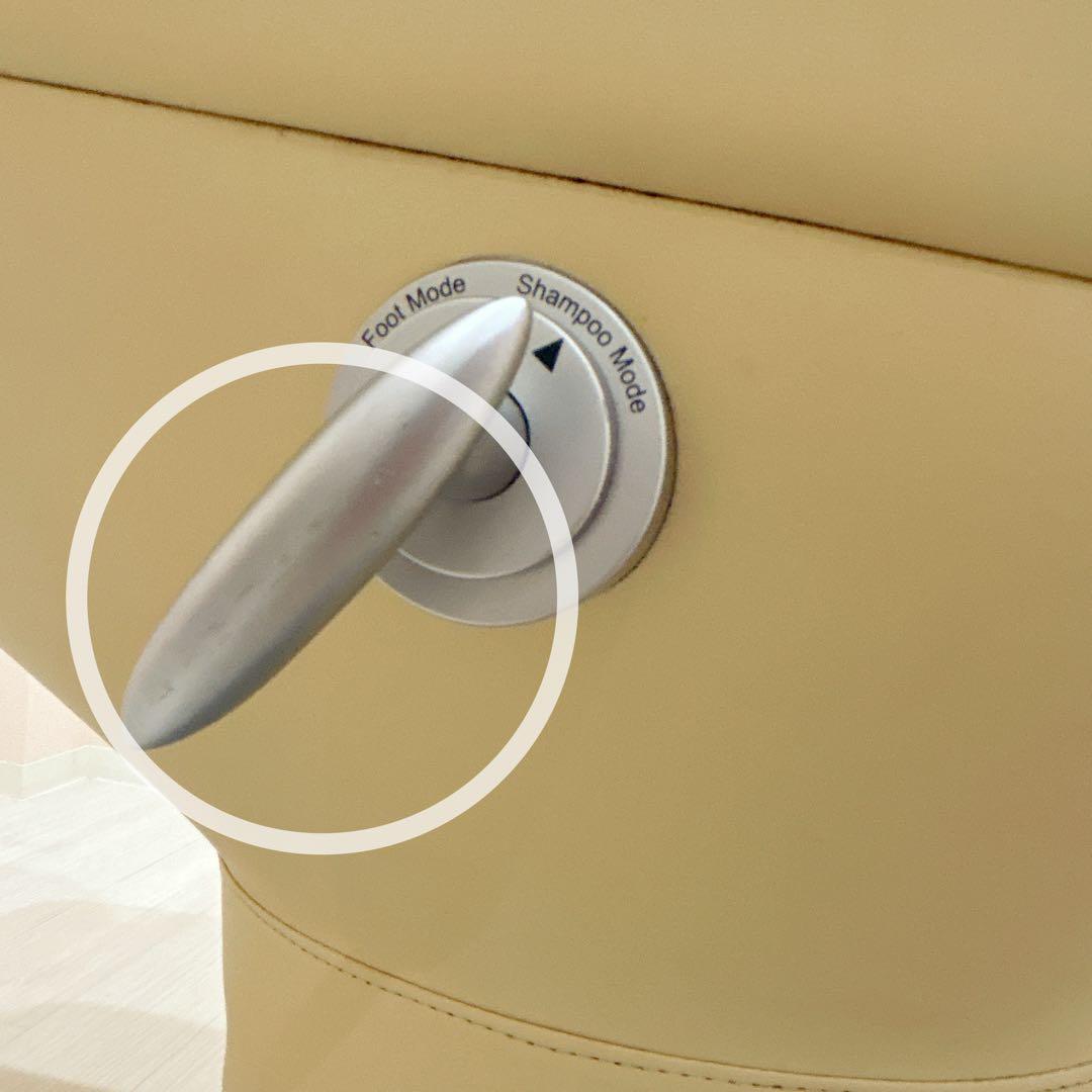 美品✨Reserve RS-002A マルチチェア 理美容室 エステネイルサロン