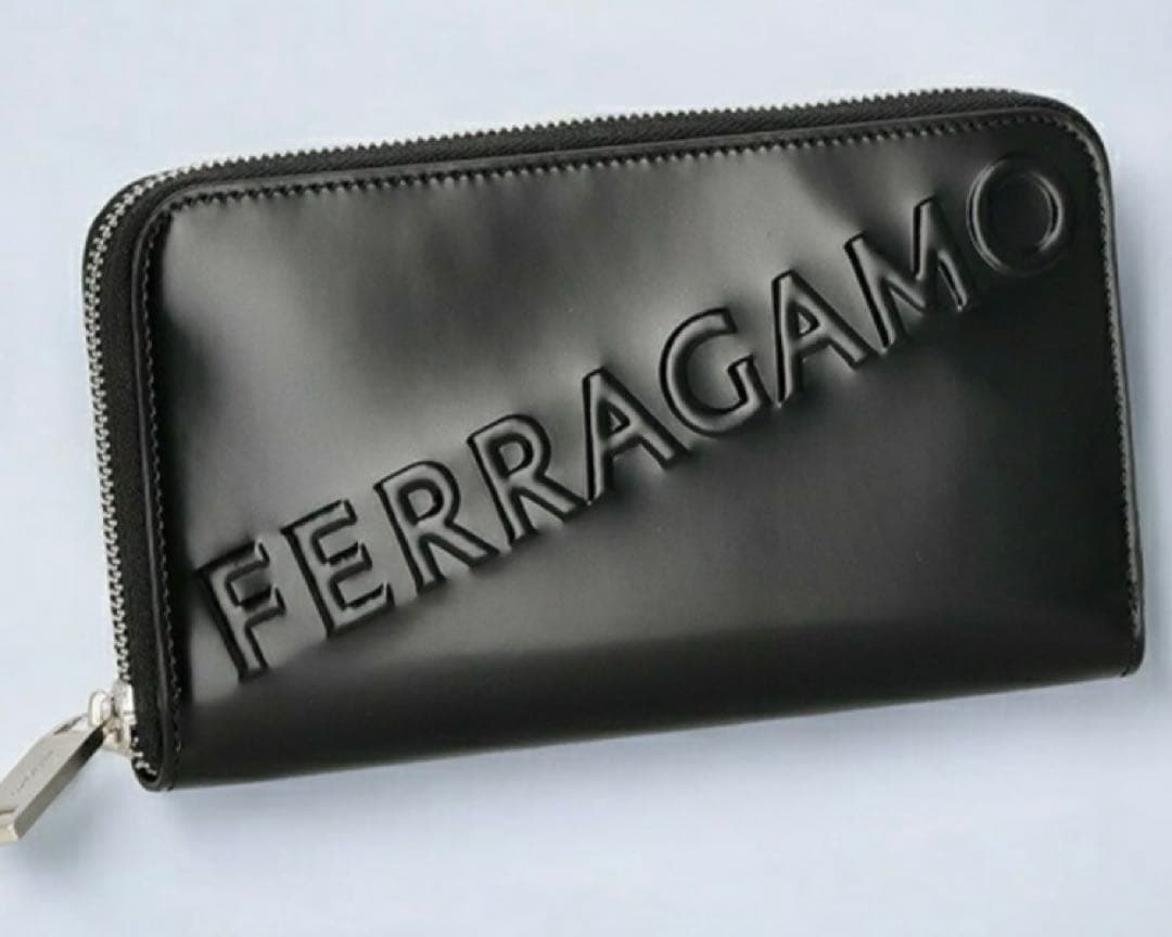 津軽　フェラガモ　長財布　未使用