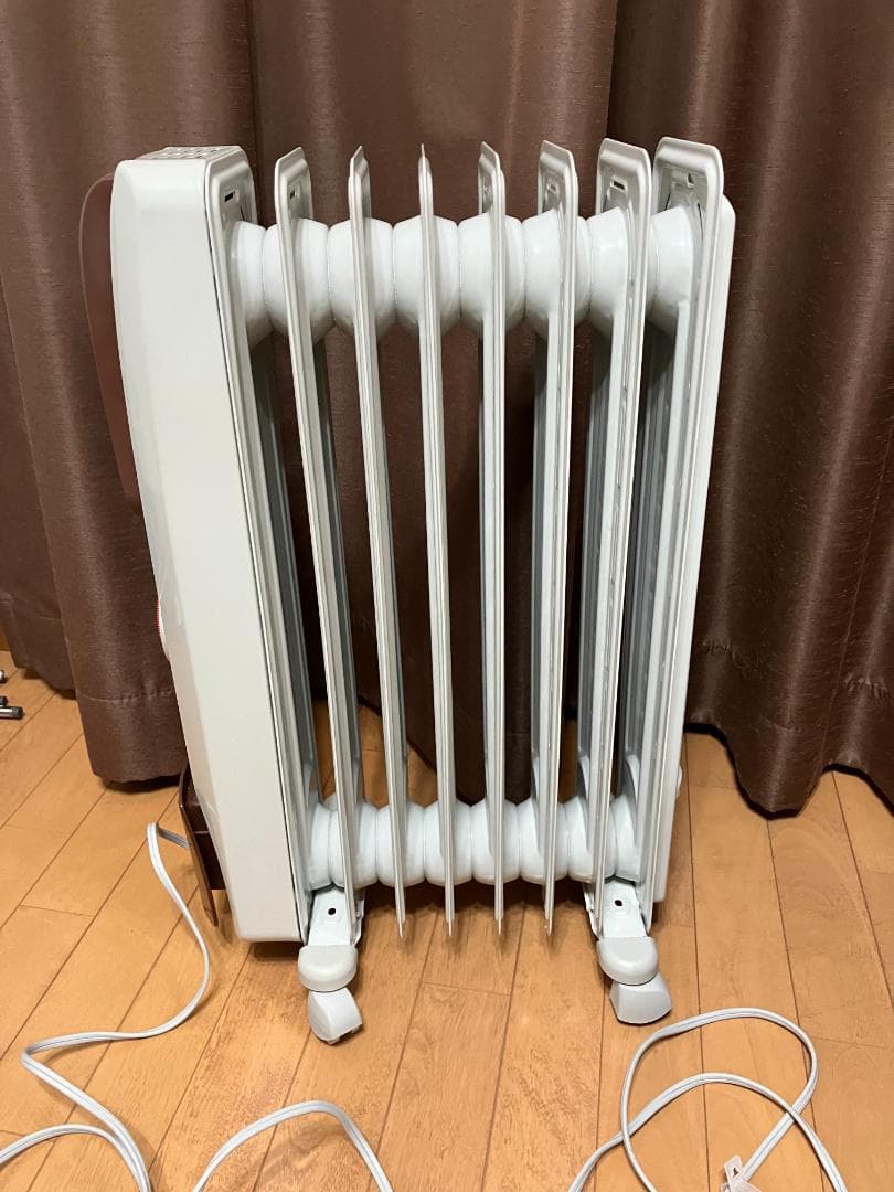 デロンギオイルヒーター　H770812EFS