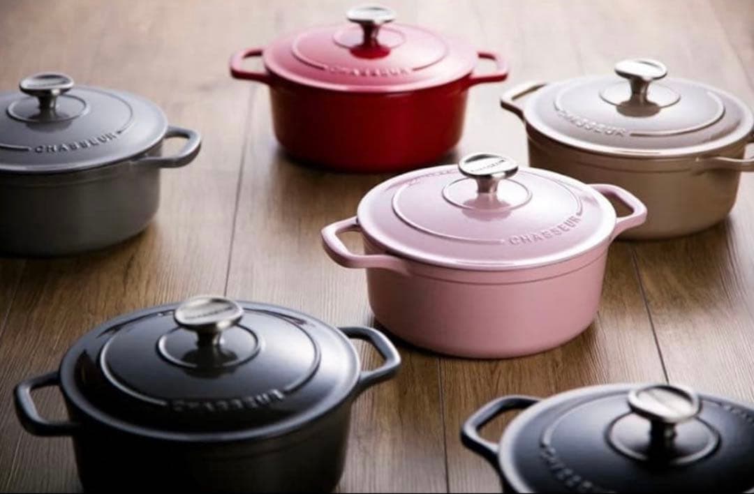 Chasseur サブライム ラウンドキャセロール 24cm キャビア