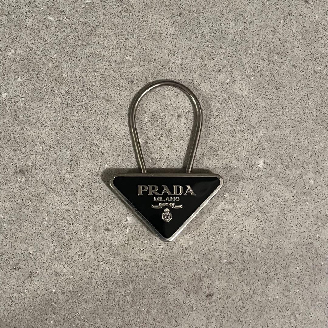 プラダ　PRADA キーリング