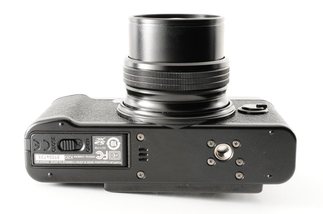 【美品】 フジフィルム Fujifilm X20