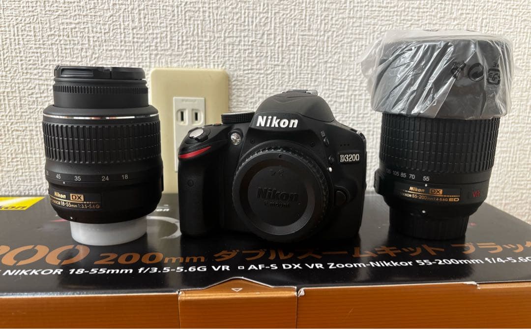 Nikon D3200 ニコン 一眼レフカメラ　ダブルズームレンズキット