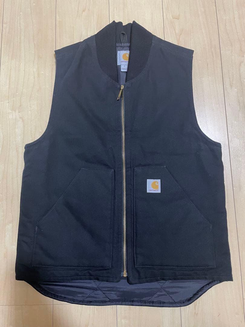 美品✨カーハートダックベスト　Carhartt 黒 ベスト Sサイズ