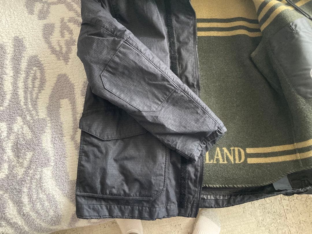 Stone  ブラック ブルゾン　コート　サイズL 数回着用美品