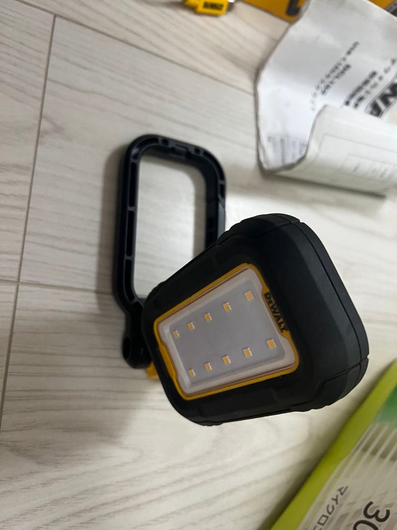 DEWALT デウォルト USB-C LEDタスクライト DCL182-XJ