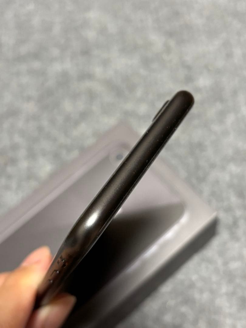 iPhone8 64GB スペースグレイ au（KDDI）版