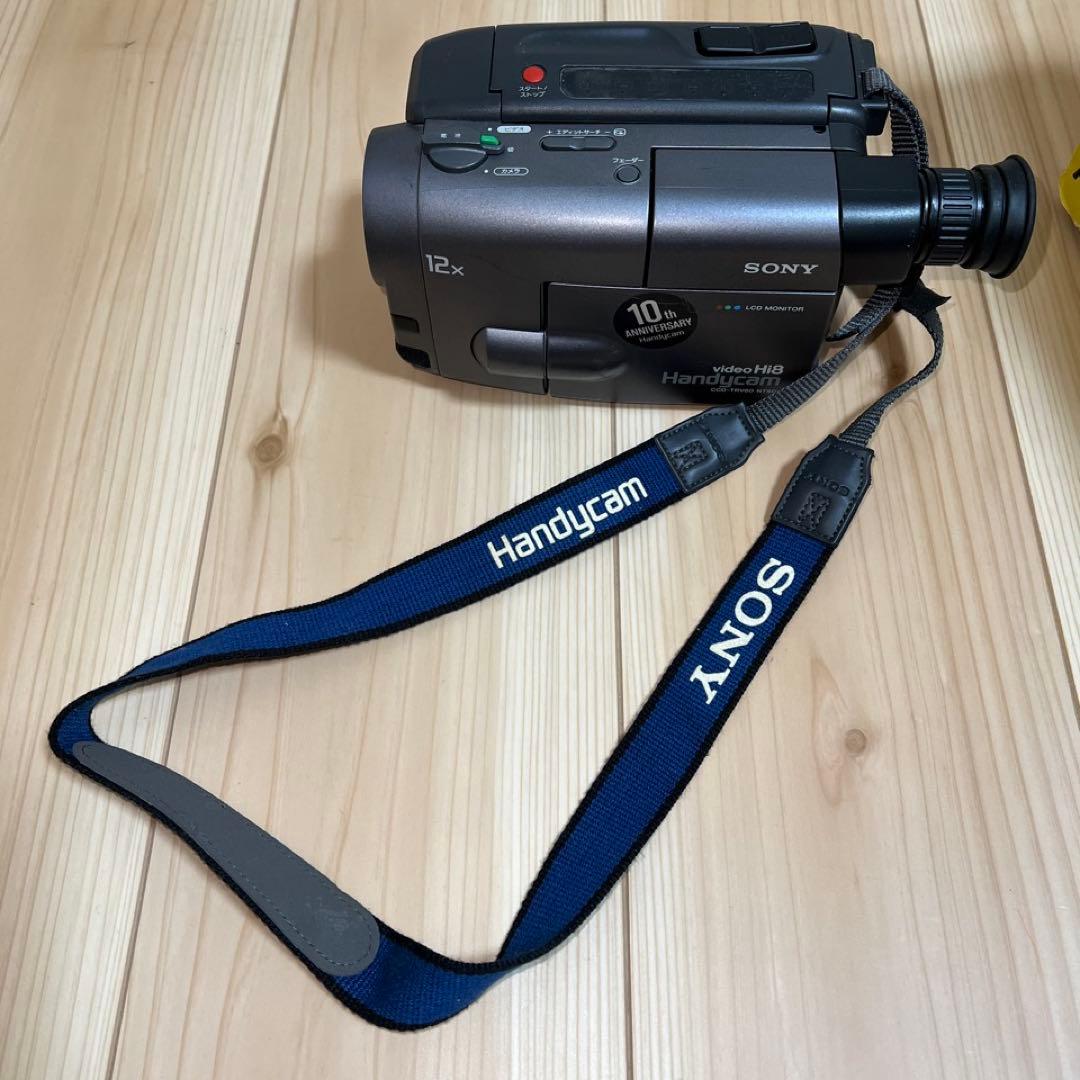 小*夫様 ☆美品 動作OK Hi8ソニー CCD-TRV60 高画質8ミリビデオ