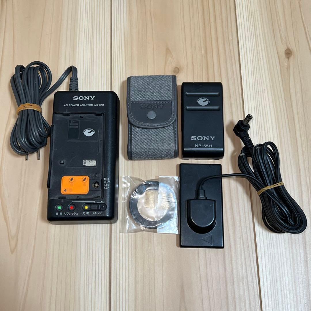 小*夫様 ☆美品 動作OK Hi8ソニー CCD-TRV60 高画質8ミリビデオ