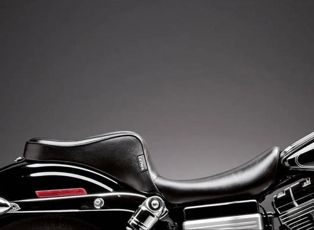 06 ダイナ LePera ラペラ　チェロキーシート ダイアモンドステッチ