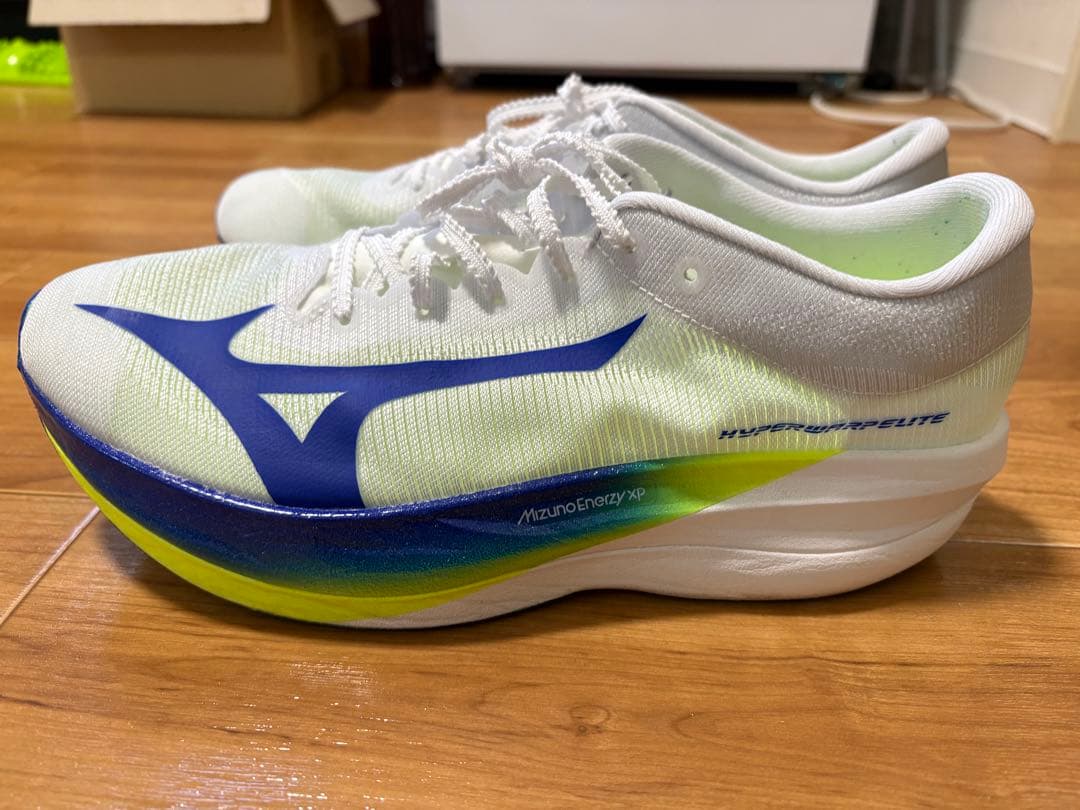 美品　お値下げしました。ミズノ　ハイパーワープエリート　メンズ27.5cm