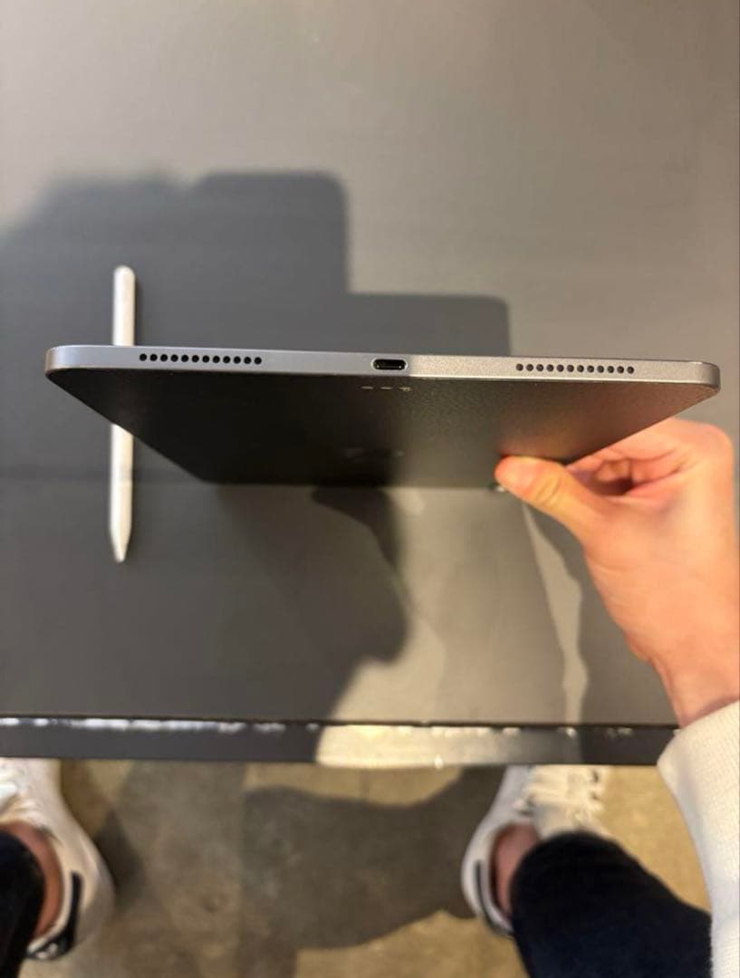 iPadAir (第5世代)64GB ApplePencil2/ケース付