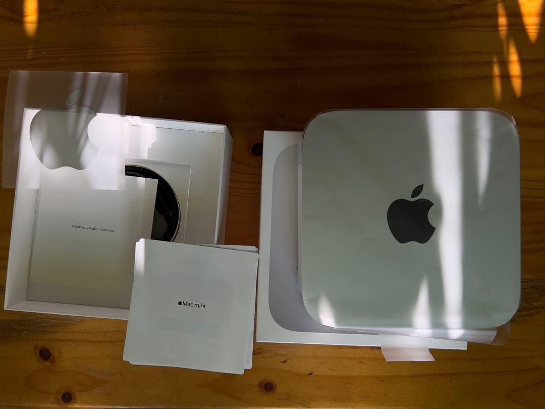 apple Mac mini M1　メモリ8GB：SSDストレージ256GB