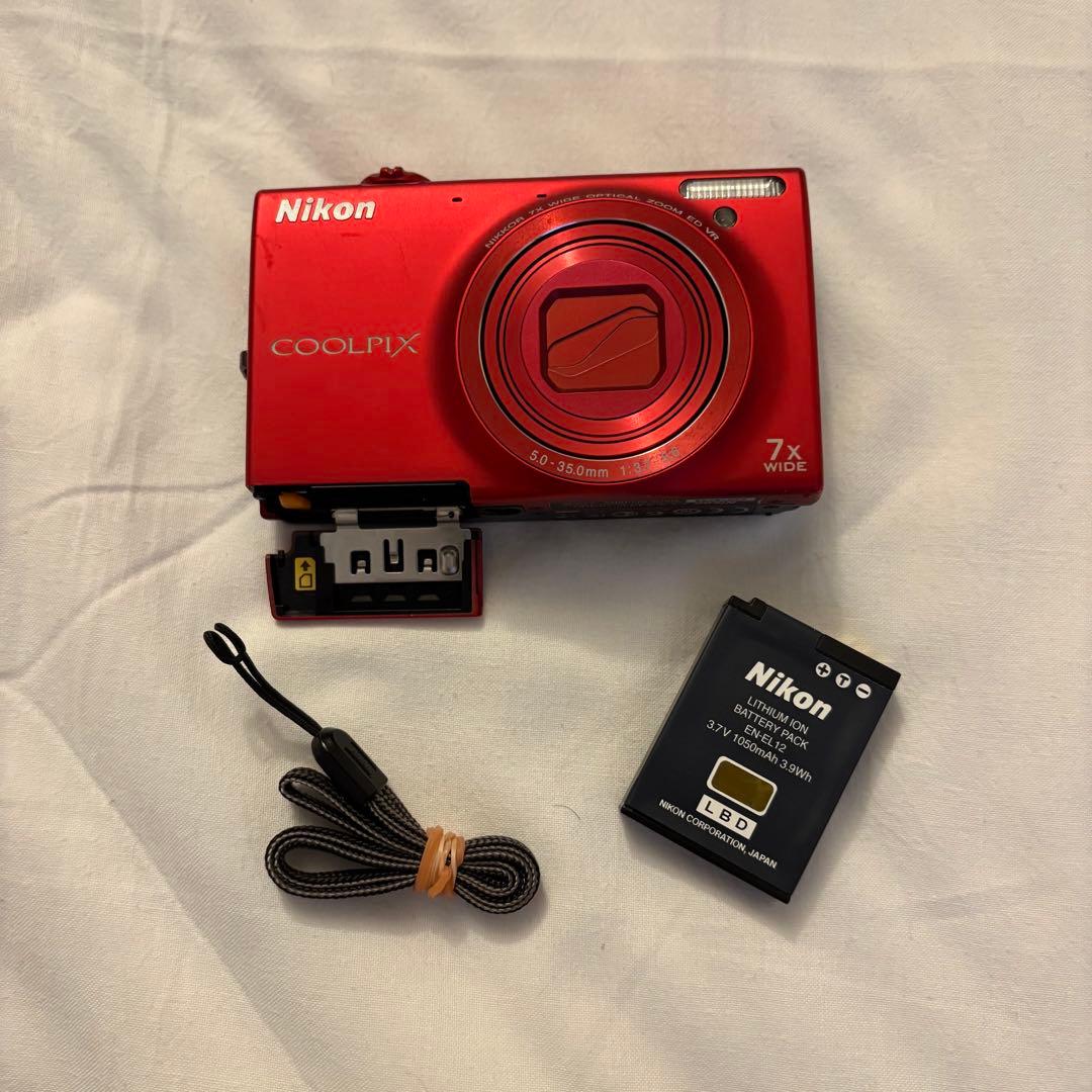 【超美品】Nikonニコン COOLPIX クールピクス S6100 レッド