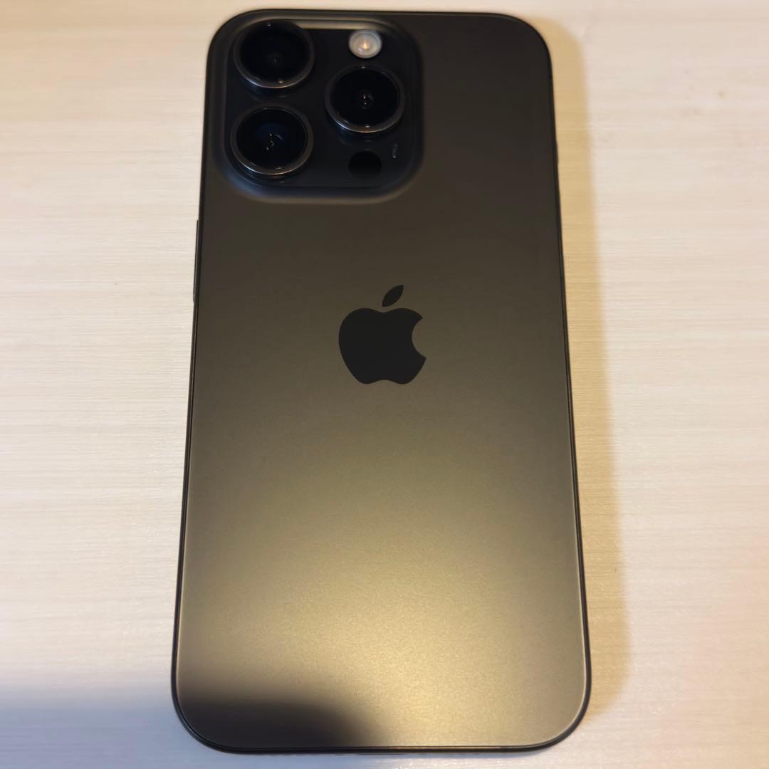 Apple iPhone15Pro ブラックチタニウム 128GB