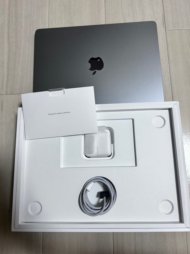 Apple MacBook Air M2メモリ16GB SSD256GB