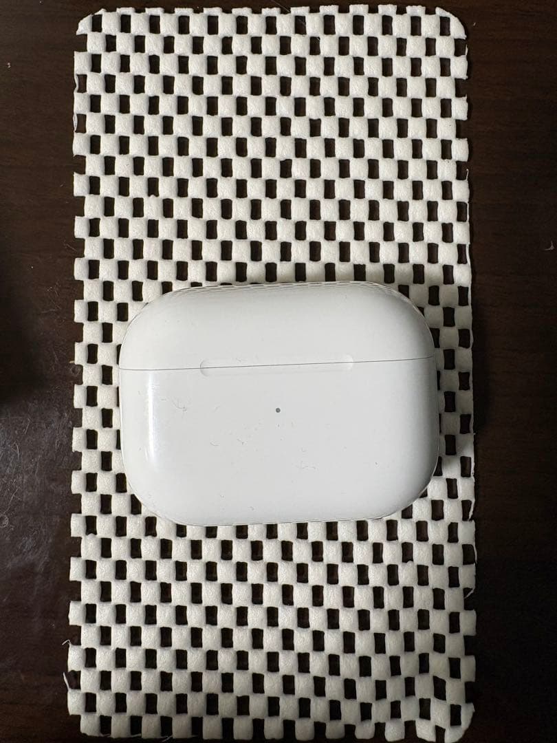 AirPods Pro第2世代　TYPE-C 本体 ホワイト 充電ケース付き