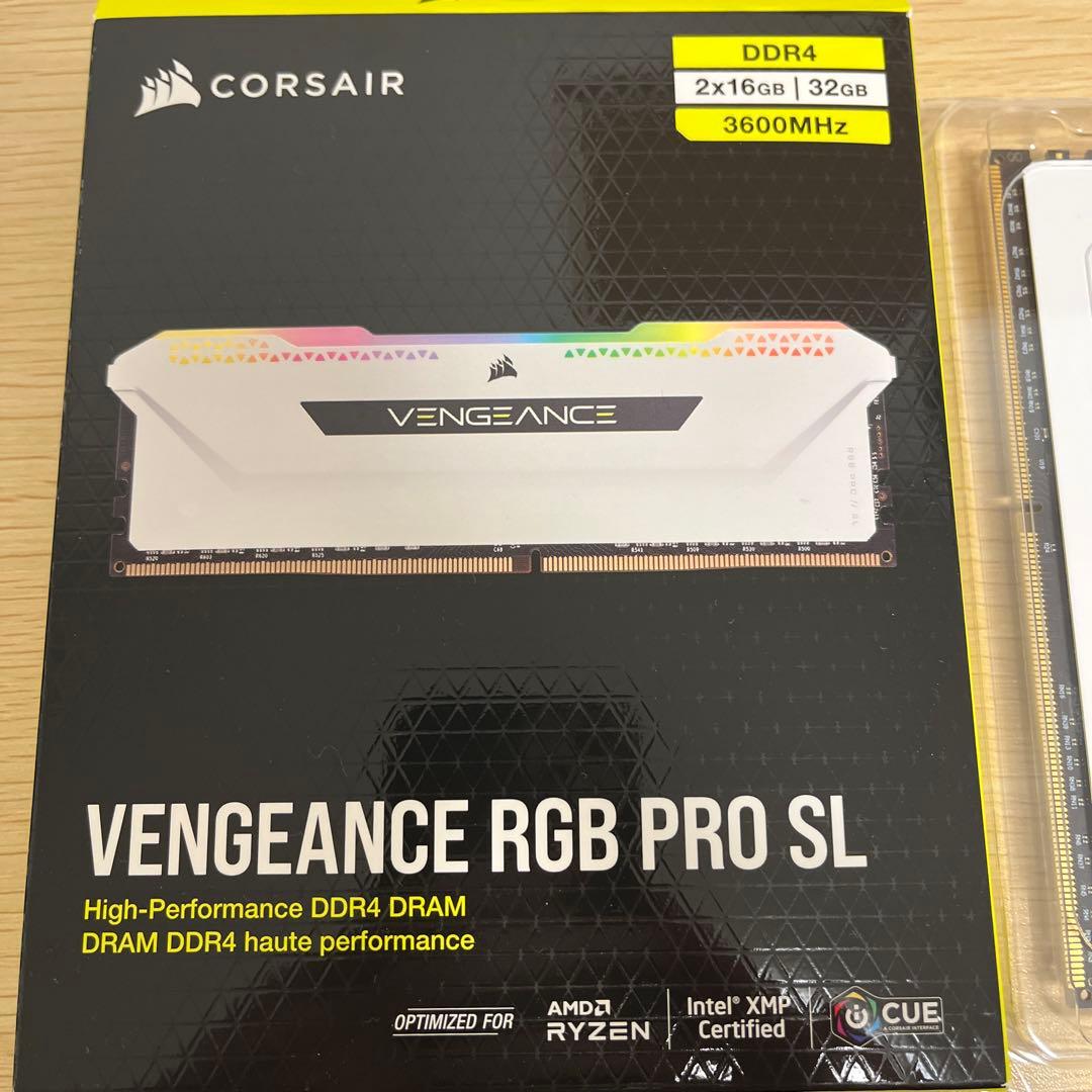 CORSAIR vengeance RGB PRO SL 32gb（16×2）