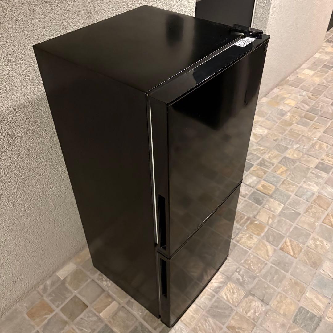 【東京23区設置無料】ニトリ　冷蔵庫106L 2022年製　黒