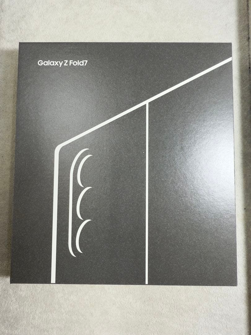 超美品Galaxy Z Fold7 256GB