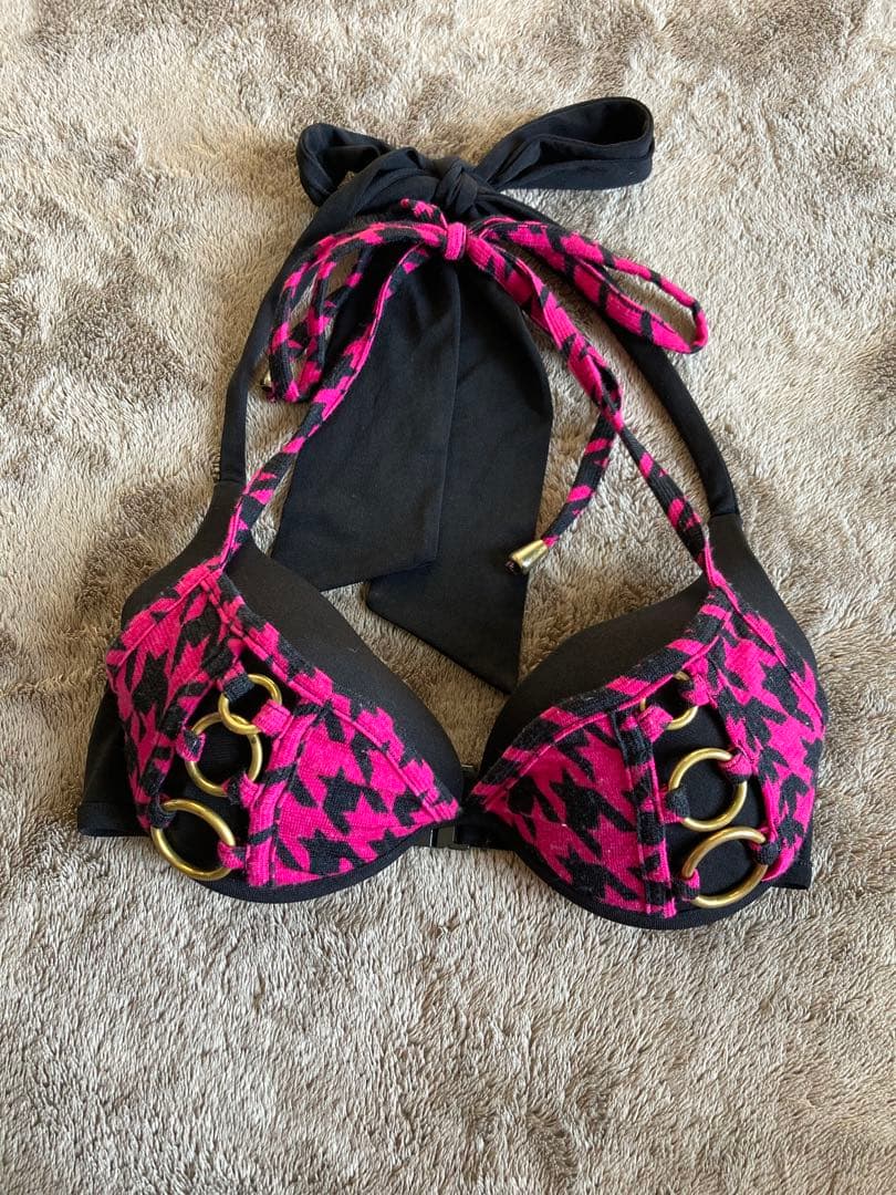 d.i.a. 黒×ピンク千鳥柄　ブラトップ