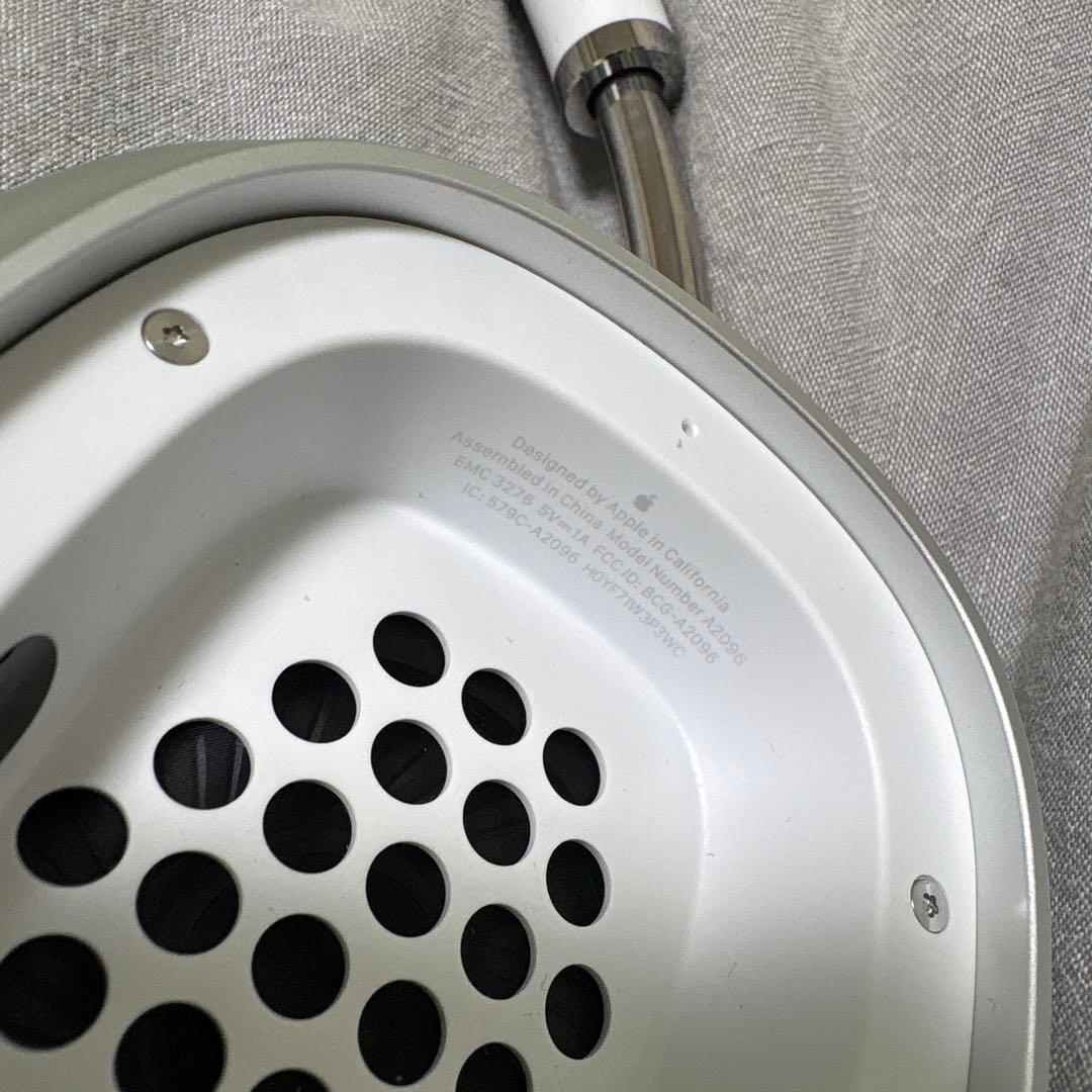 Air pods max シルバー Apple ヘッドホン