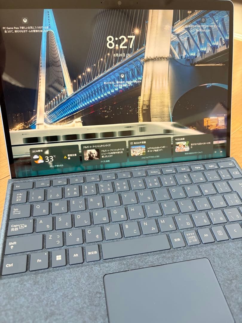 美品 Surface Pro 9 i7 / 16GB / 256GB + α