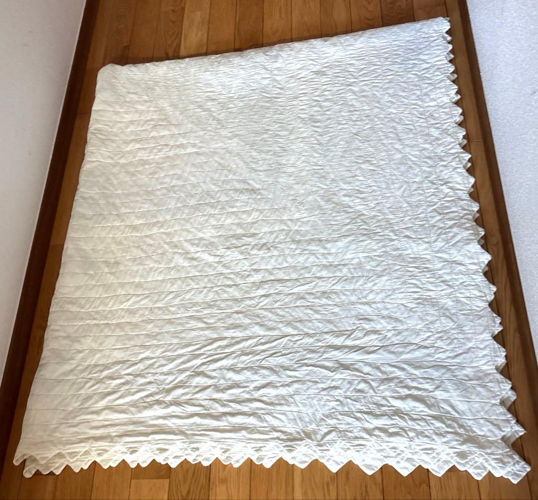 アメリカンアンティークキルト　ベッドカバー　ブロック繋ぎ