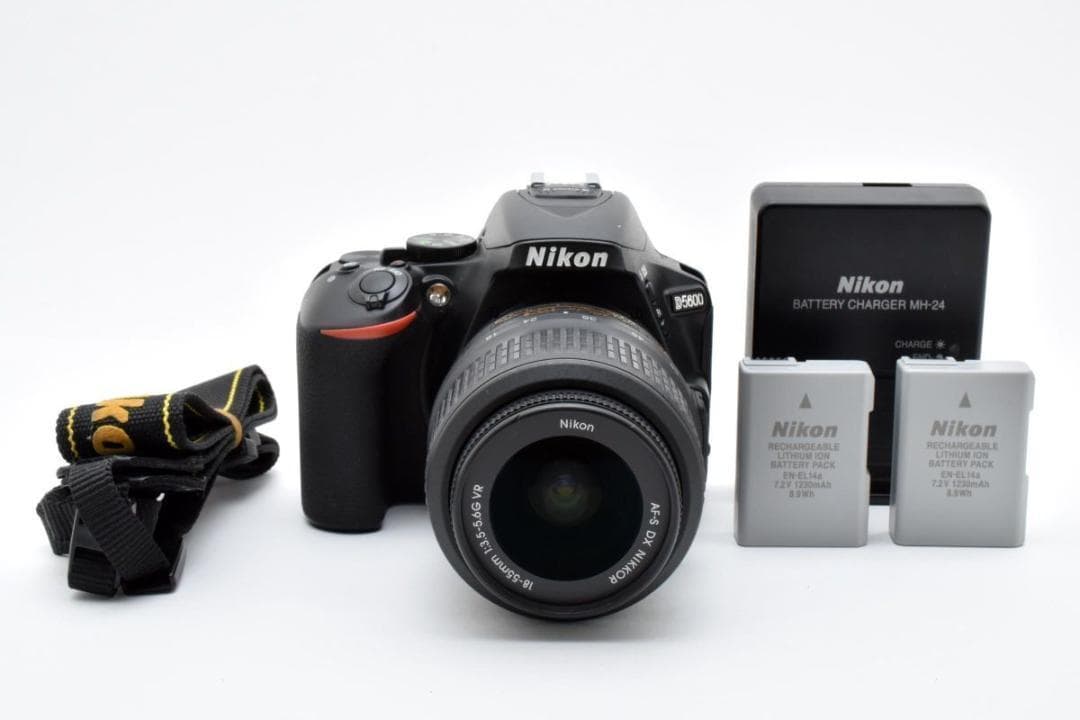 【大人気】 Nikon ニコン D5600 レンズキット デジタル一眼カメラ