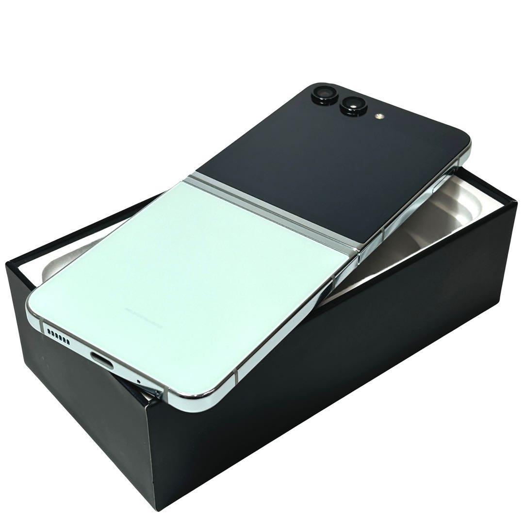 【良品】Galaxy Z Flip5 256GB｜SIMフリー ｜SCG23