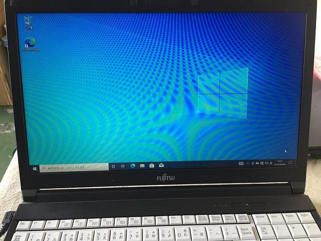 富士通【LifeBook A747/S】i5-7300u ノートパソコン