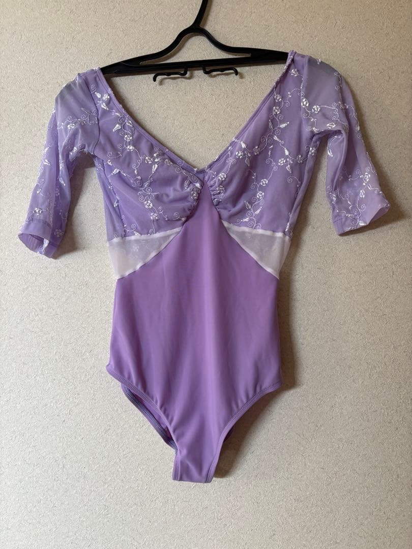 デラロミラノ　dellalo milano レオタード　Mサイズ