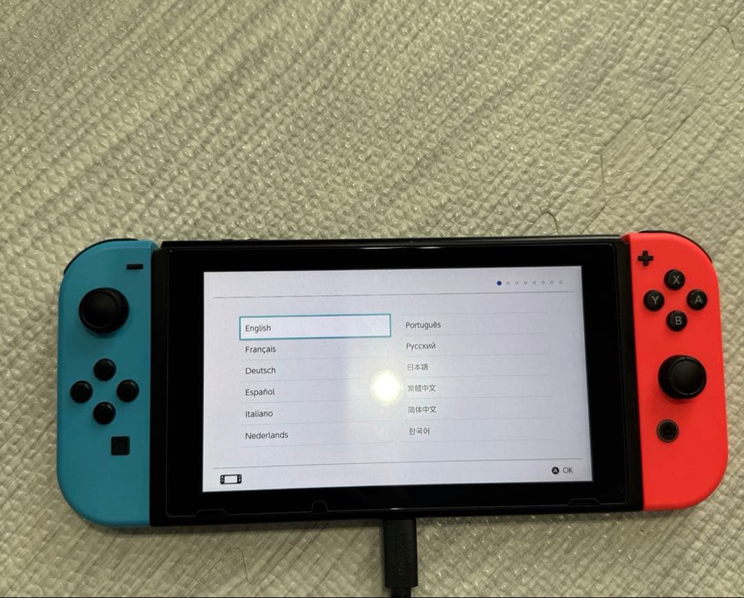 動作確認済み　Nintendo Switch 本体 青/赤