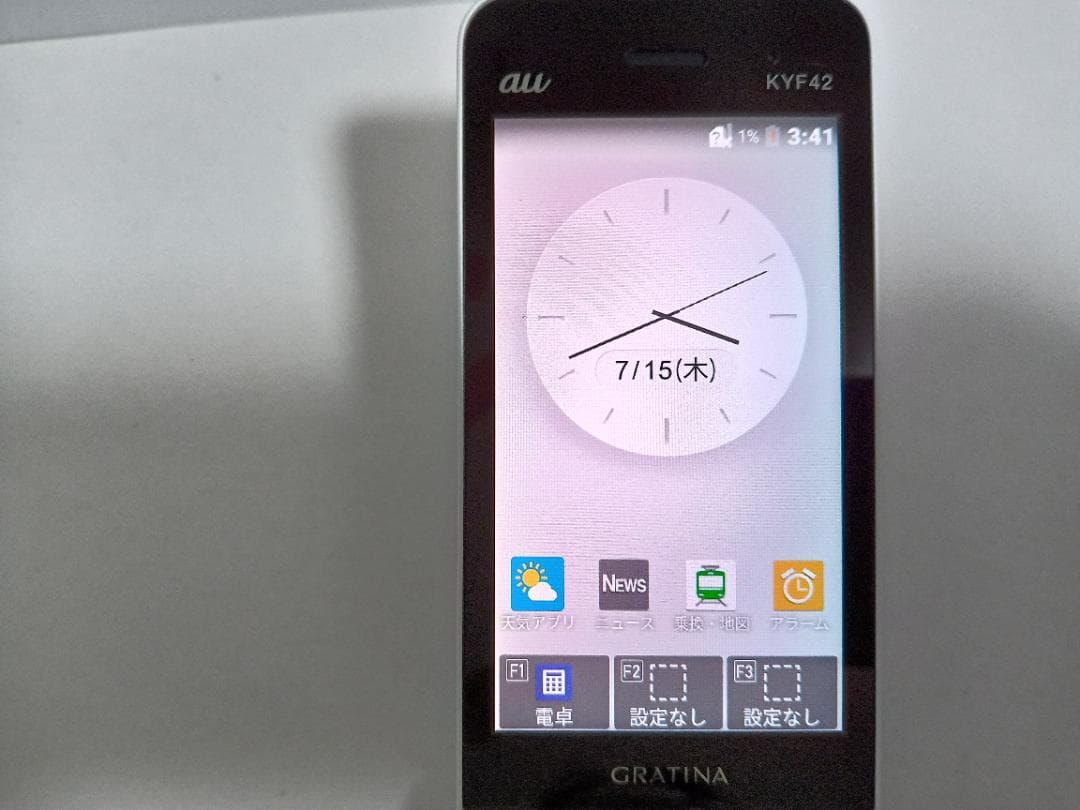 ☆ au GRATINA KYF42 ホワイト SIMロック解除済み