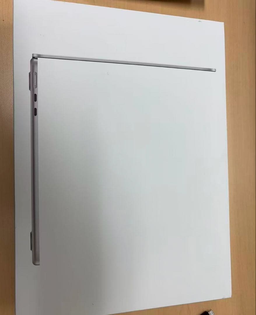 MacBook Air 13インチ M4チップ 512GB