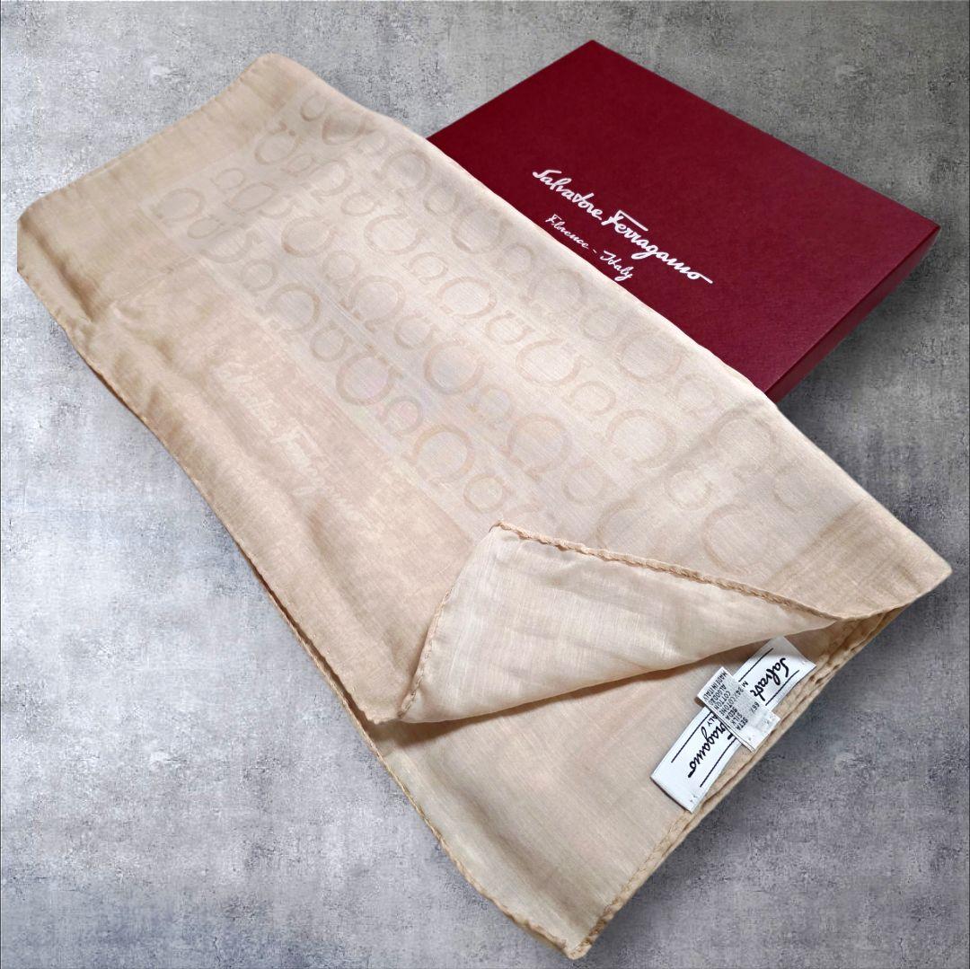 新品未使用フェラガモ シルク.コットン スカーフ ストール