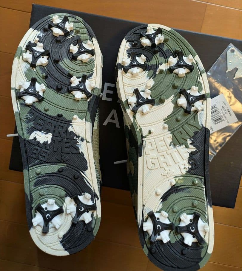 お得⭐︎新品半額以下[23.0cm]PEARLY GATES 迷彩柄（ゴルフ靴）