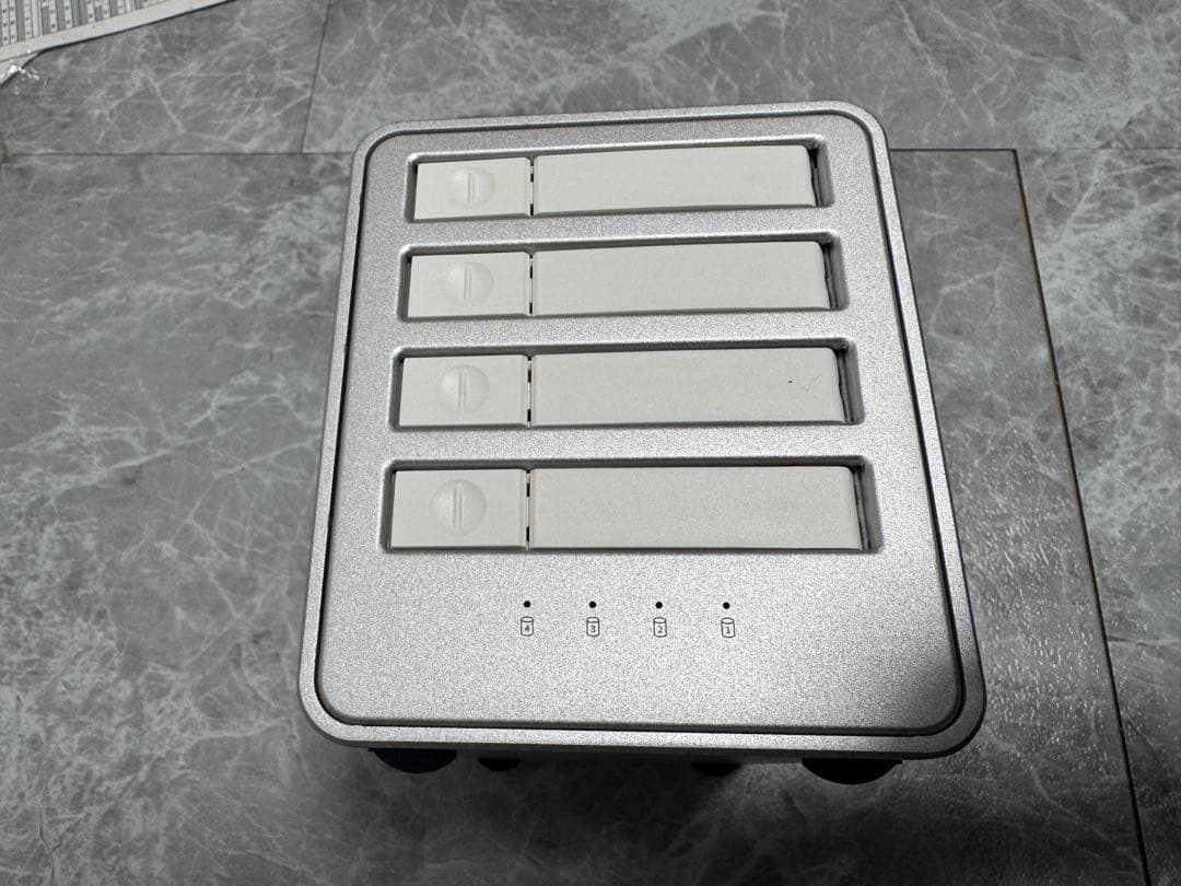 ORICO Mini Data Vault 外付けSSD/HDDケース