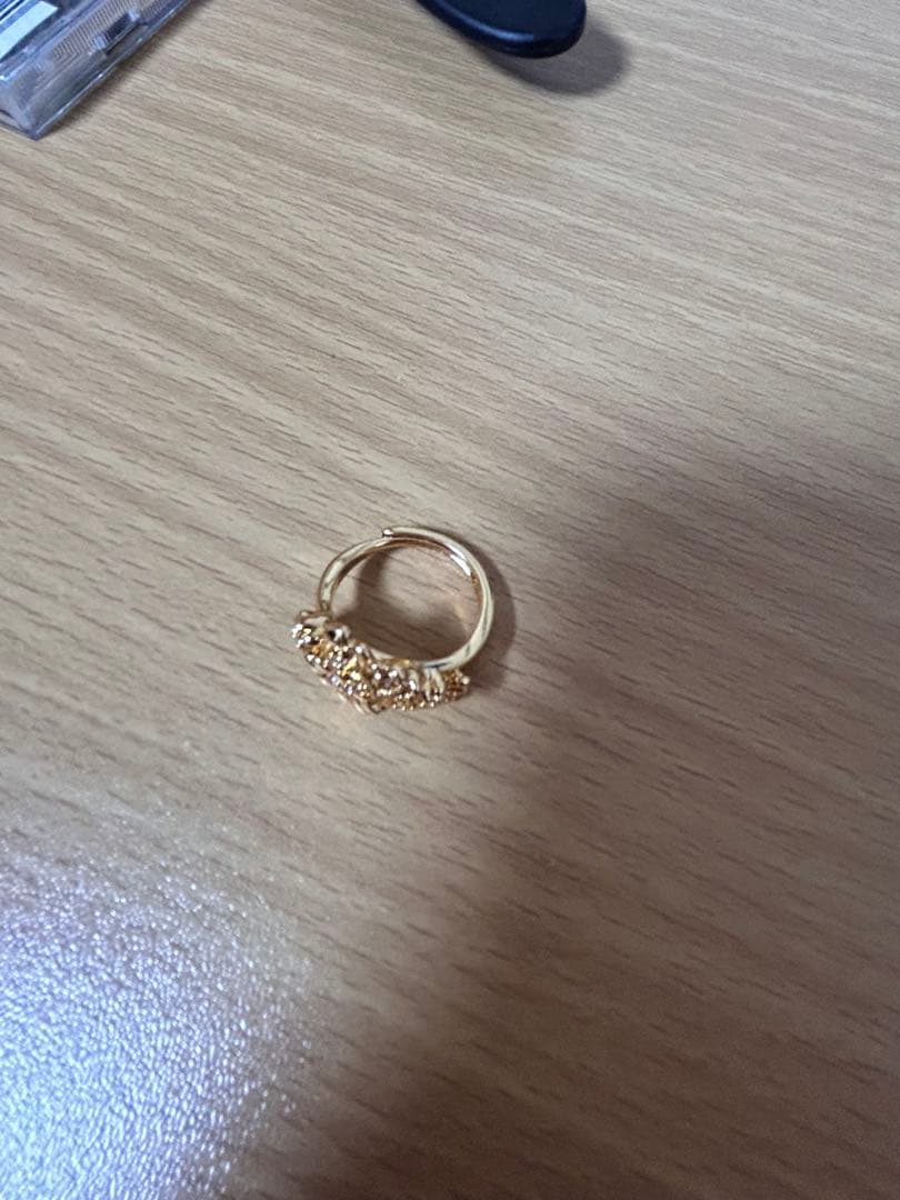 ゴールド装飾リングk18刻印あり