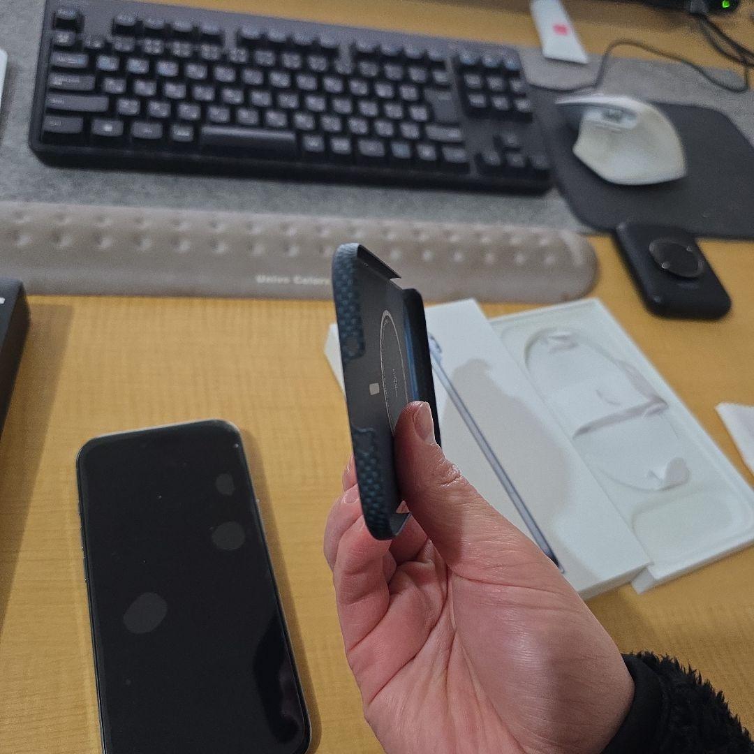 iphone air 256GB pitakaケース付き