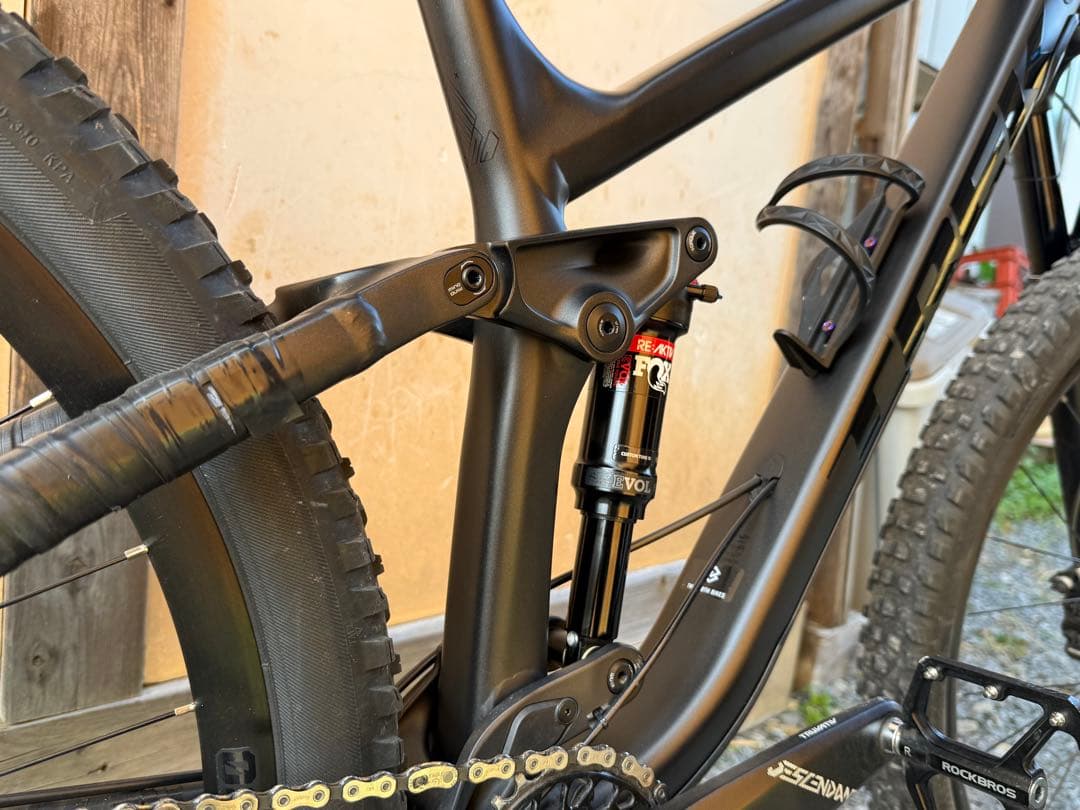 TREK Fuel EX 8 引き渡し限定